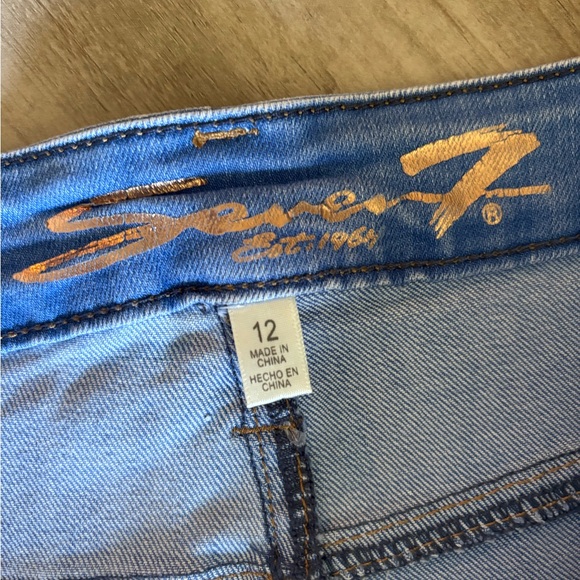 Seven7 Blue Jean Shorts with Classic Design - Picture 3 of 5
